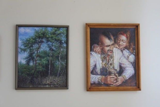 Нововолинський художник Віталій Манойло зробив подарунок рідному місту