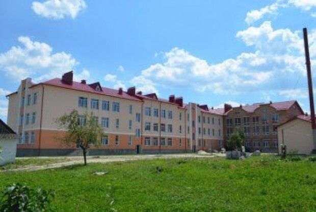  У Любохинах школярі чекають новосілля