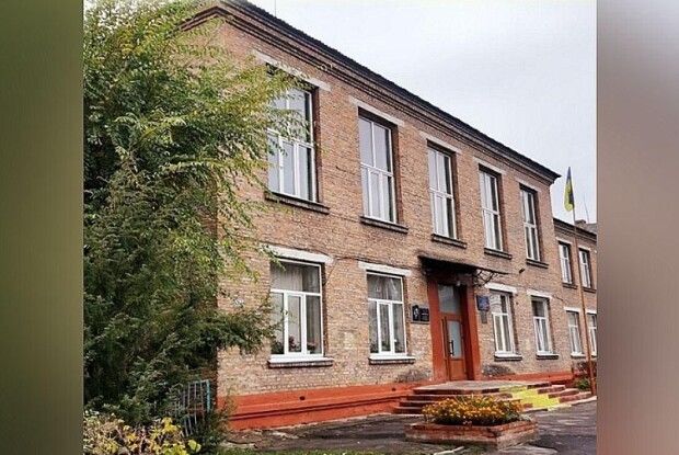 Ремонт на 7 мільйонів: у місті на Волині хочуть полагодити дах ліцею