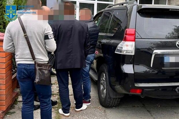 Начальника управління Волинської обласної військової адміністрації судитимуть за одержання хабаря (Фото)