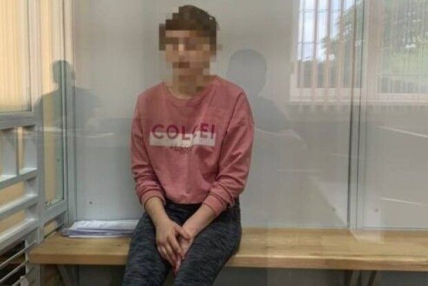 «Не пам’ятає, як убивала»: на Рівненщині суд взяв під варту підозрювану