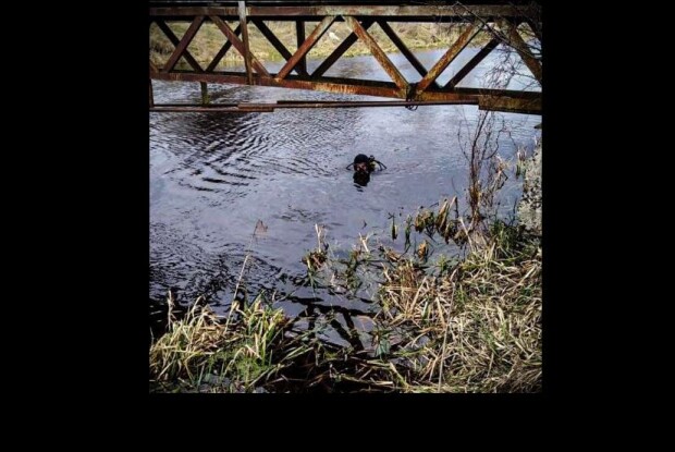У колишньому райцентрі на Волині уже третю добу водолази шукають тіло жінки (Фото) 