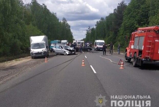 На Волині у подвійній ДТП постраждала вагітна (Відео)