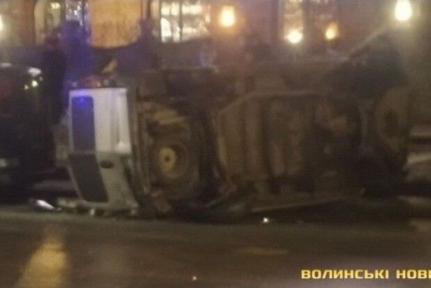 У Луцьку на проспекті Відродження – масштабна ДТП за участі чотирьох автомобілів (Відео, Фото)