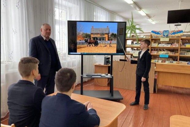 3D-принтер, планшети, комп’ютери: сільській школі на Волині позаздрять міські