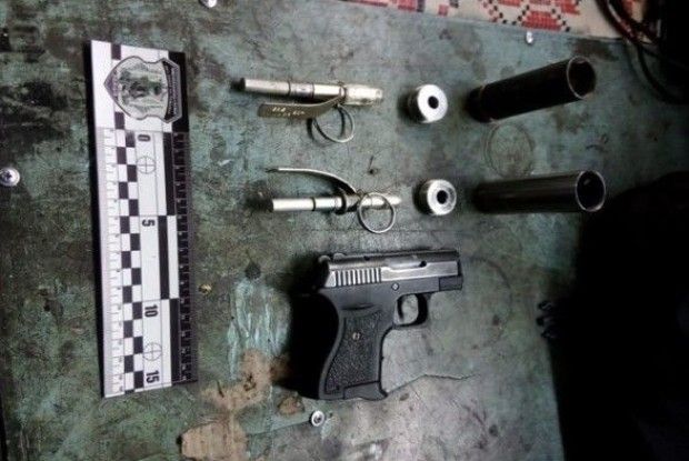 Українець, що мешкає на кордоні з РФ, зберігав саморобні бомби