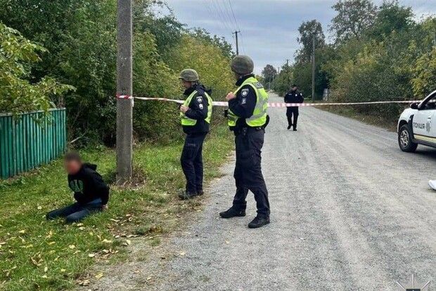 На Житомирщині чоловік убив дружину, доньку, собаку й котів