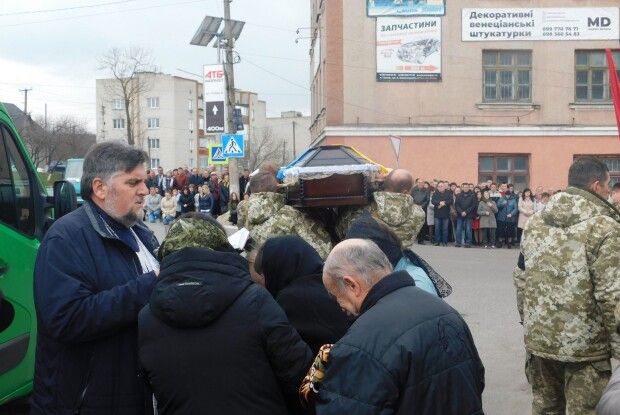 Горохів у жалобі: додому назавжди повернувся молодий Герой (Фото)