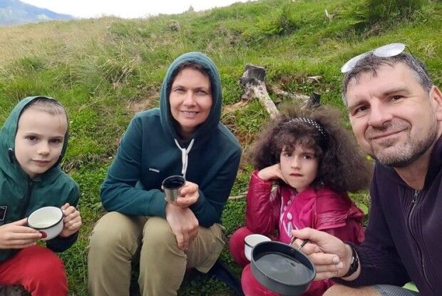 У будинок ведучого «Єдиних новин» у Бучі влучив снаряд рашистів