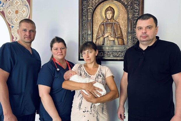 За допомогою «кесаревого» народила вже 5-ту дитину