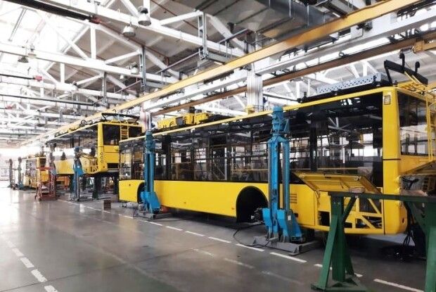 Луцький автозавод відправив до Полтави 24 тролейбуси