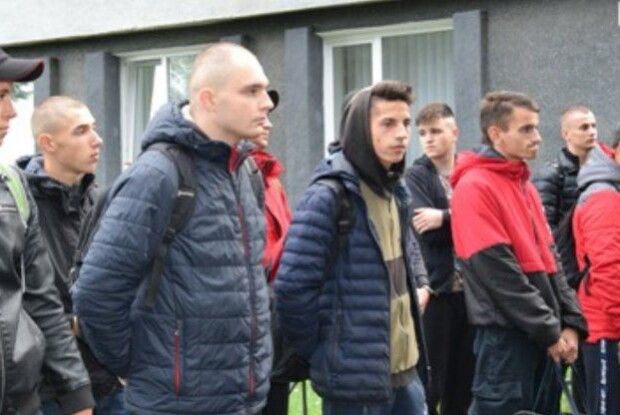 Перших новобранців з Рівненщини відправили до війська
