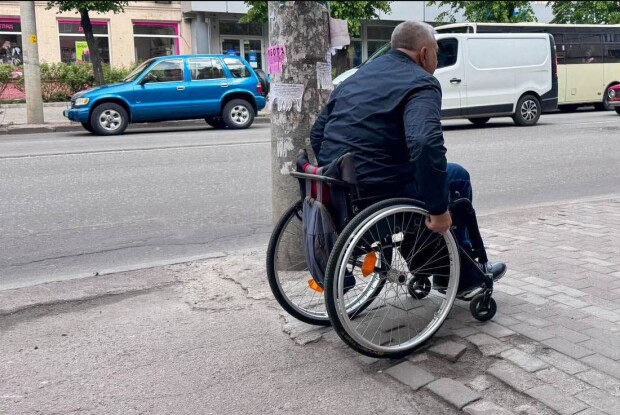 У Луцьку протягом трьох днів перевірятимуть, куди інвестують: у доступність чи бар’єри для людей з інвалідністю 