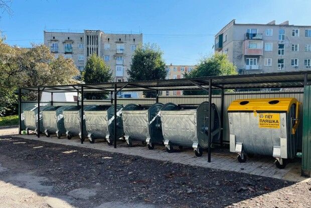 Буде чисто: у місті на Волині – нові сміттєві майданчики