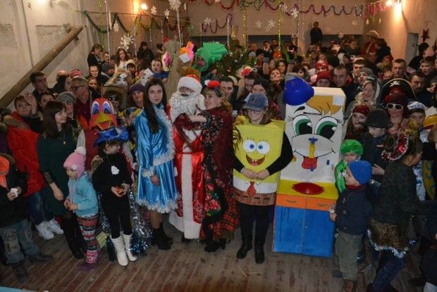 У селі на Турійщині вперше провели різдвяний бал-маскарад 