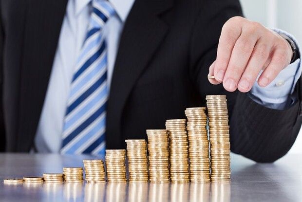 Волинь – в числі областей, де платять найменше: скільки, порівняно з іншими