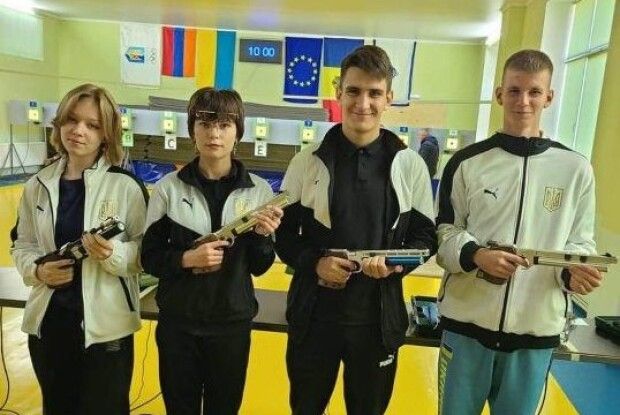 Юні рівняни перемогли в змаганнях з кульової стрільби