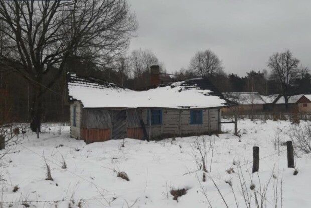 Дід Василь з Волині, від якого відвернулися родичі, ледве не замерз у холодній хаті (Фото)