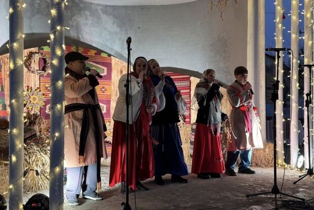 У громаді на Волині провели благодійну коляду на підтримку ЗСУ