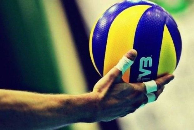 В Острозі стартував зимовий чемпіонат із волейболу