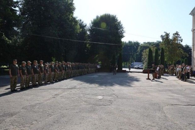 На Волині з нагоди річниці військової частини відкрили музей та погасили лімітовану марку (Фото)