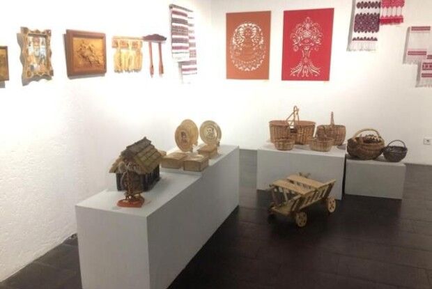 Вироби дітей Любешівщини демонструються у Луцьку