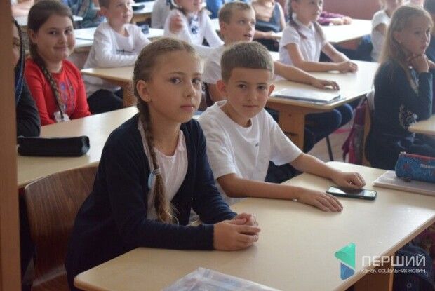 Як у Луцьку працюють школи і дитсадки в умовах пандемії