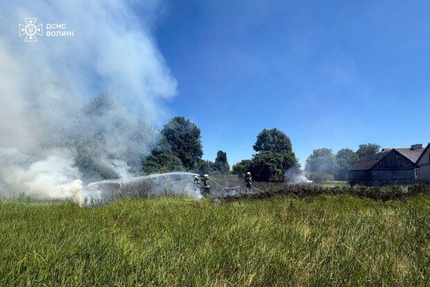 На Волині рятувальники мчали на пожежу в прилуцьке село