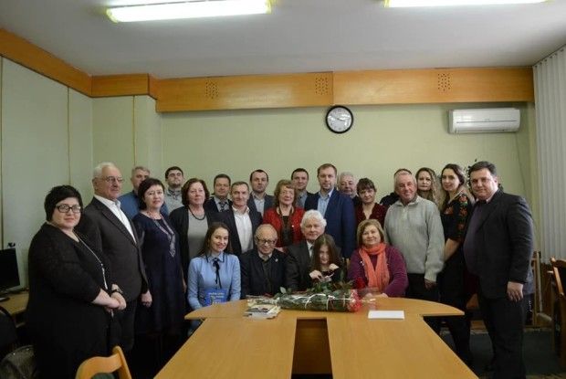 Консультант-«ПУЛЬСовик» із Волині видав підручник «Публічна служба в Україні»