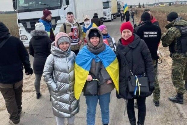 Українці блокують у Польщі кордон для російських і білоруських вантажівок (Відео)