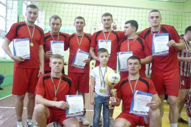На Камінь-Каширщині у пошані «дорослий» волейбол