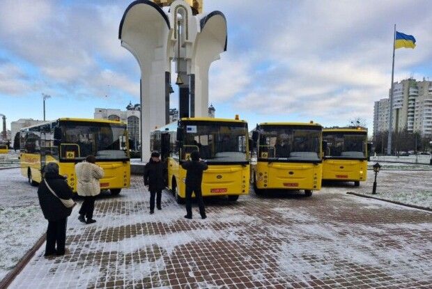 Луцька громада отримала новий шкільний автобус