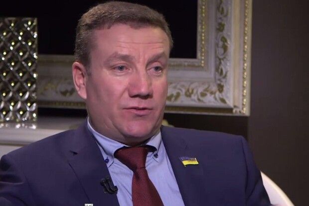 Ексмеру виписали повістку за те, що військового не впустили до бару