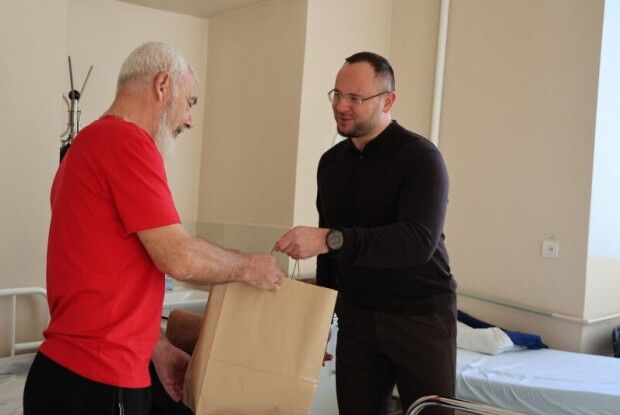 Міський голова Луцька провідав військових, які проходять реабілітацію в медзакладах