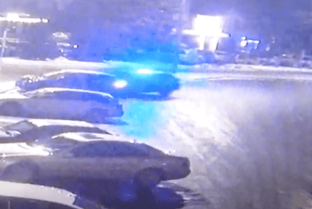 Показали момент аварії за участю поліцейського авто в центрі Луцька (Відео)