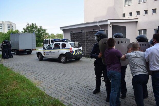 У Луцьку нацгвардійці вчилися діяти у надзвичайних ситуаціях