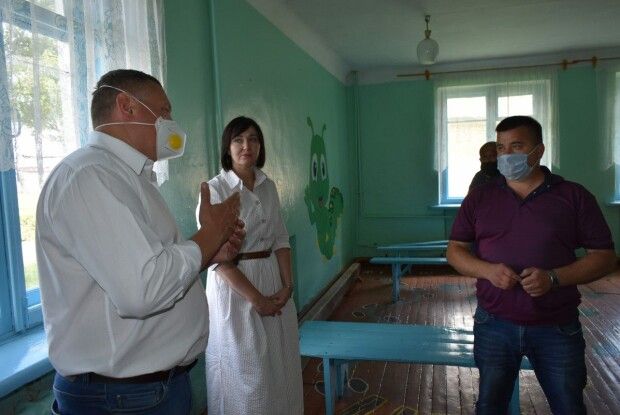 Погуляйко у Ратному: «Необхідно рятувати школу»