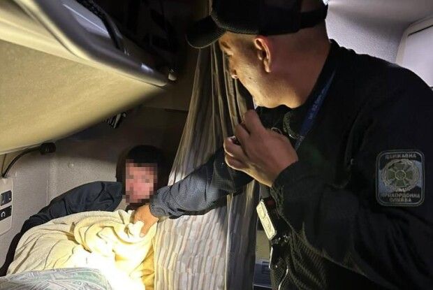 Прикордонники Волині знайшли ухилянта... у ліжку водія