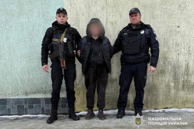 Теракт у центрі Львова: поліція показала момент закладання вибухівки (Відео)