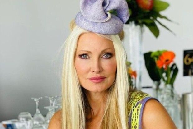 Американська модель Капріс Буре запропонувала Путіну свої відверті фото в обмін на закінчення війни