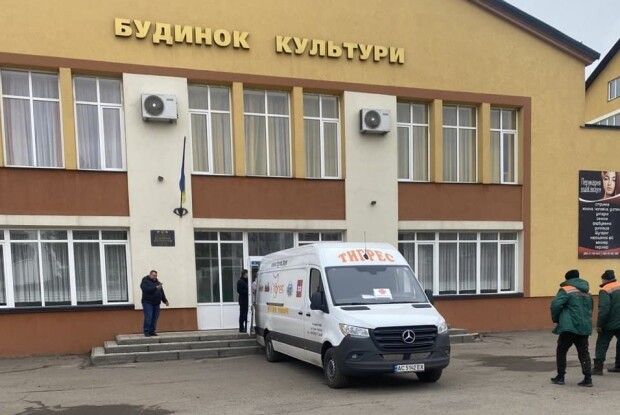 Поляки через Підгайцівську сільську раду передали допомогу для української армії (Фото)