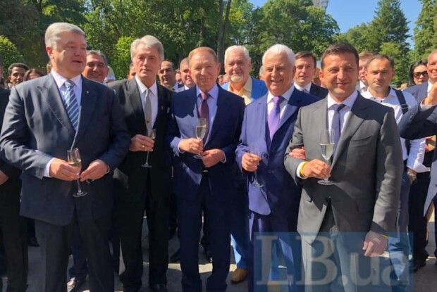 Порошенко, Ющенко, Кучма, Кравчук та Зеленський таки зустрілися