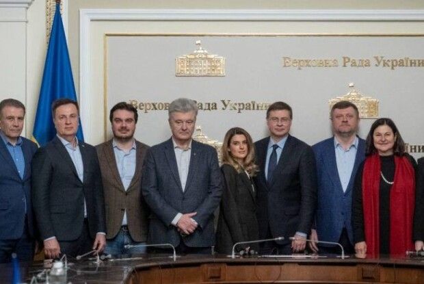 Порошенко на зустрічі з Єврокомісаром назвав три ключові фактори для спільного успіху України та ЄС