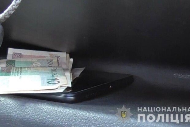 На Волині водій хотів відкупитись за порушення 100 злотими (Фото)