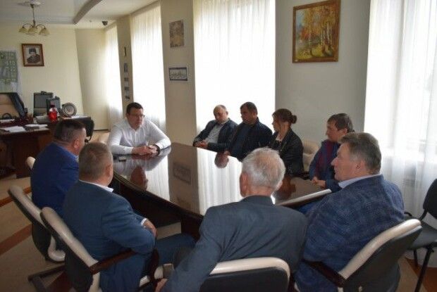 Домовилися, як здешевити будівництво школи у Стобихівці