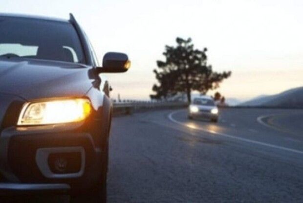 Відсьогодні в Україні водії мають стати «помітнішими» на дорогах