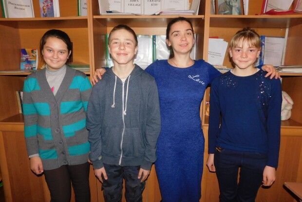 Чим живе волинська школа, віддалена десятками кілометрів бездоріжжя від райцентру 