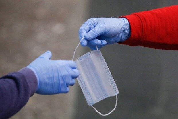 В Україні заявили про початок нового спалаху коронавірусу: одна область може потрапити до «червоної» зони