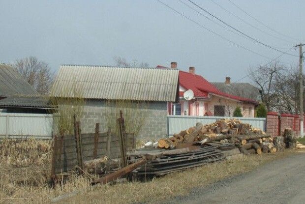 Волинянам загрожують штрафи за безлад у дворах