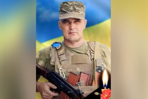 Валентина Борис з Волині через кляту війну поливає квіти… сльозами на чоловіковій могилі
